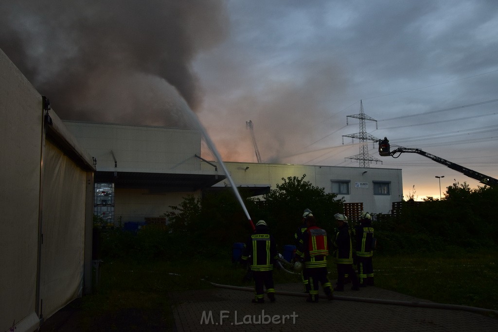 Grossbrand Halle Troisdorf Kriegsdorf Junkersring P312.JPG - Miklos Laubert